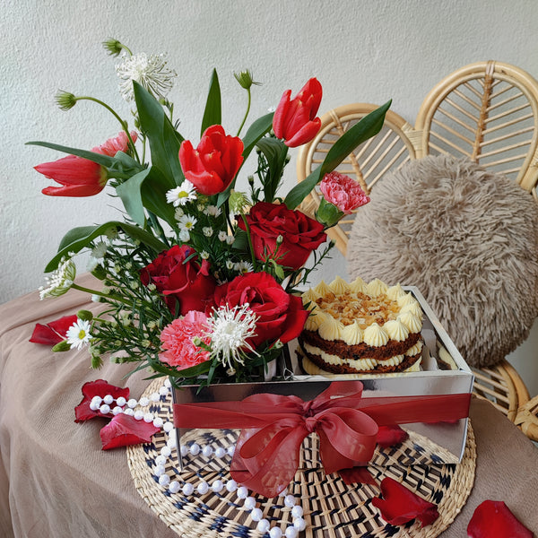 Flowers Cake Gift